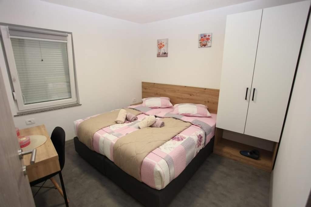 Apartmani Venecia Prozor ภายนอก รูปภาพ